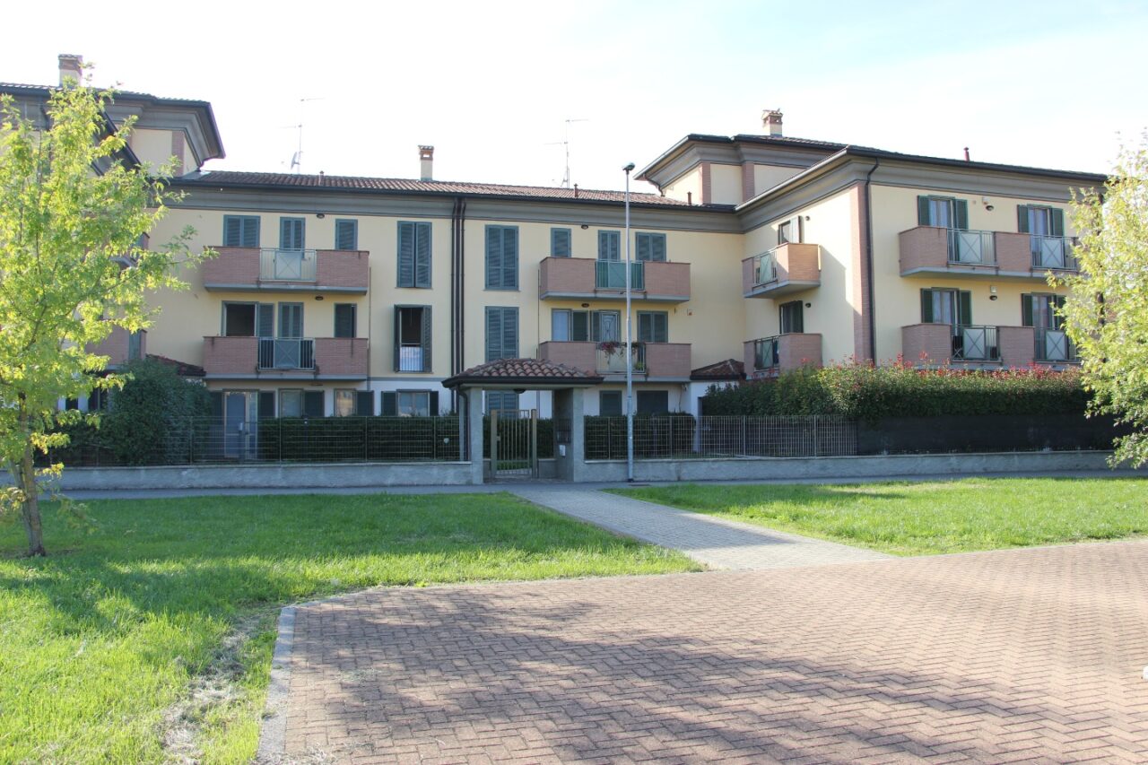 2 locali Borgo San Giovanni