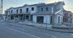 Ville a schiera Massalengo