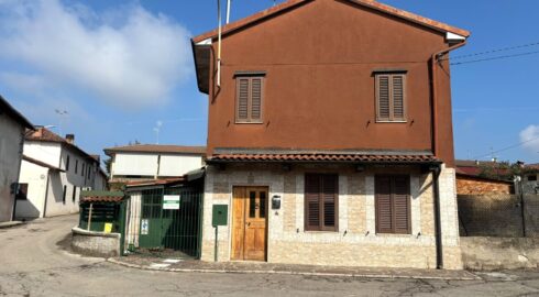 Casa indipendente Zelo Buon Persico fraz. Mignete Casa indipendente Zelo Buon Persico fraz. Mignete