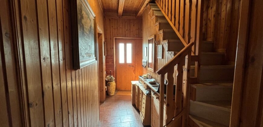 Casa indipendente Zelo Buon Persico fraz. Mignete