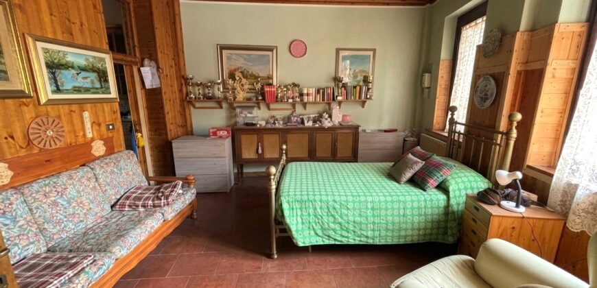 Casa indipendente Zelo Buon Persico fraz. Mignete